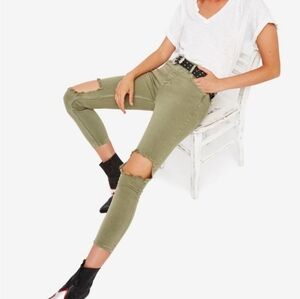 NWT Free People Green Destroyed Skinny Jeans In Moss Size 28